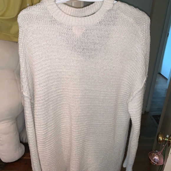 Sweater - Picture 3 of 4